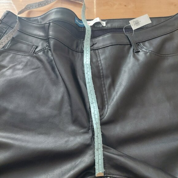 Old Navy Hise Rise OG Faux Leather Pants in Black Plus Size 24 - Picture 10 of 12